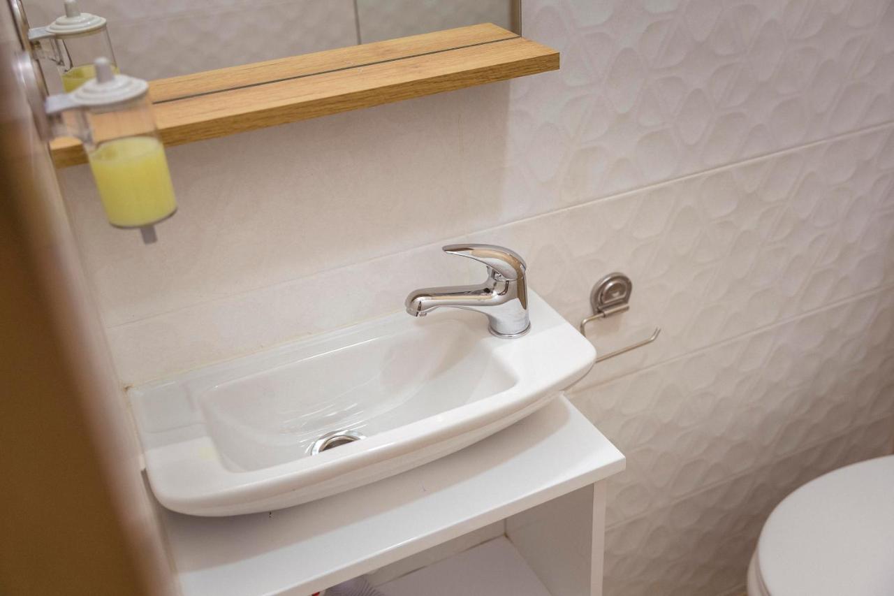 Apartament Zoe Pirot Zewnętrze zdjęcie